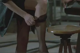 36年前的惊悚片，女友惊讶男友的“能力”突飞猛进，却悲剧了图片