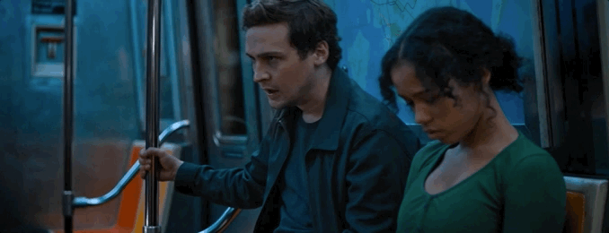 继《密室逃脱》大赚后，续集尺度又加大了，竟有两个不同的版本