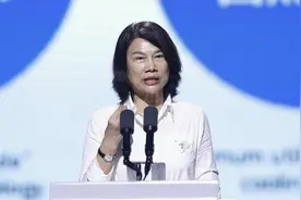 格力空调三年内可能会研发出不用电的空调，而且空调自带发电功能图片