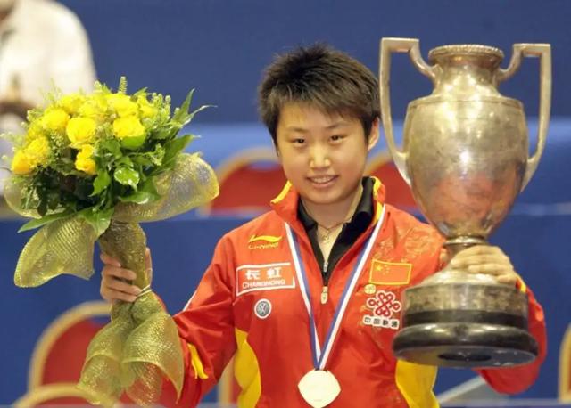 国乒历史上七位世乒赛金满贯,除了刘国梁王楠,刘诗雯或再创奇迹