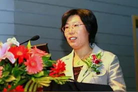 山东大学一女教授坐月子期间，连破2套美国密码，国家奖励100万图片