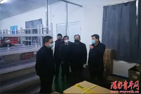 渭南市市场监管局督查华阴市药品生产经营企业复工复产情况图片