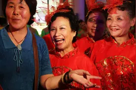 「揭秘」老年人对于的广场舞的真实需求图片