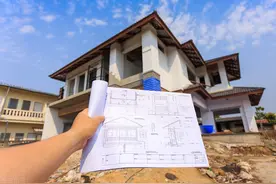 农村俗语：“大门过于堂，家败人丁亡”啥意思？老话有理么？图片