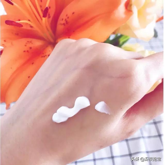 珂润和凡士林哪个身体乳好