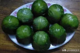 广东茂名生菜包，一口咬下去，既有肉的香味，又有菜的新鲜味！图片