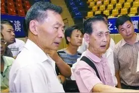 浅谈当年港、澳棋手奔广州棋坛踢馆子的过程图片
