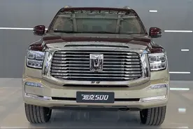 坦克500豪华版实车，质感远超陆巡，国产硬派越野的扛把子图片