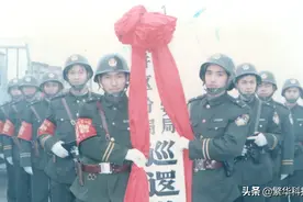 李小龙覆灭记，连续作案31起，1999年，如何生擒悍匪？图片