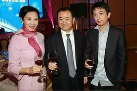 她是王健林的“老板”，王思聪的母亲，她到底有多厉害？图片