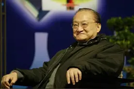 3年前金庸去世：婚姻不幸，痛失长子，女儿失聪，一生悲苦有谁知图片