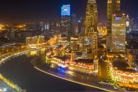 天津GDP大缩水 首次跌出我国前十图片