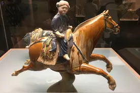 无意中的青史留名：明明只是大唐小小胡商，偏偏留下四张宝贵文书图片