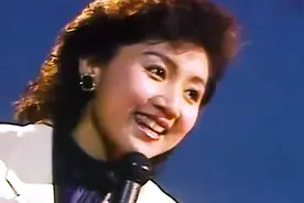 当年在春晚唱《春光美》大火之后，歌手张德兰为什么消失了？图片