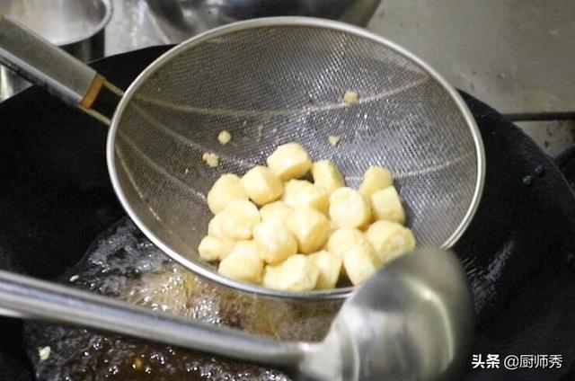 日本豆腐的正确做法，鲜香滑嫩，不油不腻，好吃易做不能错过