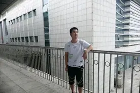 2020河南理科状元李昊：寒门出贵子，高考成绩724分，过清华专审图片