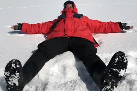 7年游玩205个国家，曾在中东战乱街头穿行，83岁的他为环球之旅“冲锋陷阵”图片