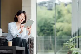 35岁女博士相亲：我年薪60万长的又漂亮，我的结婚条件过分吗？图片