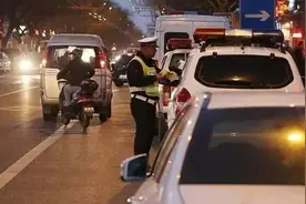 有车无位，生活无味，有车有位，生活标配图片