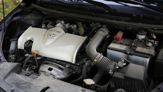 威驰FS试驾：空间超大超实用，省油省力低油耗！堪称家用车典范