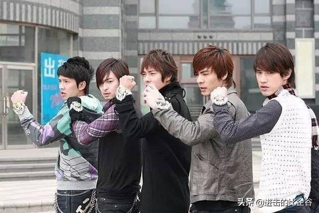 铠甲勇士：五行铠甲重出江湖，黑犀地虎暴露真实身份，雪獒何在