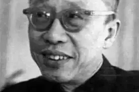 北京抢座的大妈，听说你是正黄旗的？不好意思，我是五星红旗的图片