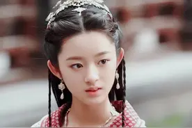 大龄女星别再扮嫩了！6位05后小花告诉你，演艺圈从不缺灵气少女图片