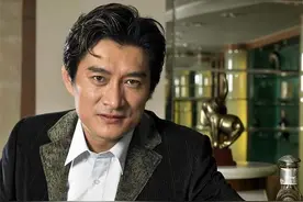 歌手黄安未给河南捐款被骂，视频回复获好评，安哥真牛图片