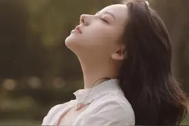 每个人都会有初吻，约会时到初吻，你知道怎么做吗图片