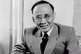郭沫若自比大文豪苏东坡，写下一首《水调歌头》，读罢高下立判图片