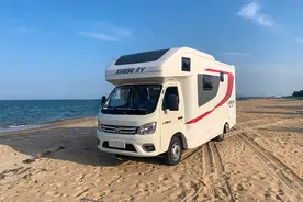 福田微卡C型房车12.88万起售，顶配才16万多，真香图片