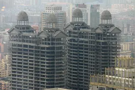 河北一“烂尾楼”走红，斥资170亿停工6年，如今逆袭成网红打卡地图片