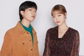 AKMU李灿赫解释兄妹不和：哥哥取关妹妹，这很正常图片