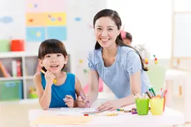 38岁女士当奶奶？早婚早育和晚婚晚育哪个好？其实优生优育才好图片