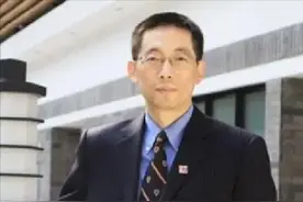 漂亮高考状元妻，一双龙凤胎儿女和110岁爷爷，造就施一公的幸福图片