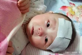 宝宝出生后，第一个抱的最好不要是这4种人，不是迷信，都有根据图片