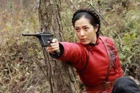 东北最美的女土匪，只抢富人和日本人钱财，被抓后张学良下令救她图片