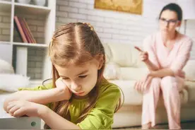 "你真笨"这句不经意的口头禅，正悄悄伤害你的孩子，你发现了么图片