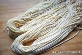 新鲜面条放几天不坏，是加了甲醛吗？专家“揭老底”，别再被骗了图片
