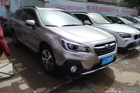 卖车需要勇气，才开1万公里的斯巴鲁傲虎亏了10万！网友：好车图片