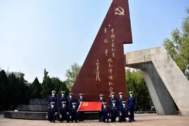 主题教育｜让历史成为最好的老师图片