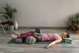 针对低渗骨盆底修复？10个体式，2周课程！恢复初始骨盆图片