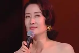 “中年叛逆”的“敏姐姐”，请你C位出道图片
