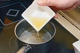 为防流感奶奶用偏方 一瓶白醋倒进加湿器 结果半夜全家人呼吸困难图片