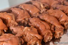 超市里的冷冻猪脚为什么卖得这么便宜？原来还和美国人有关系图片