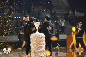 AG一诺的镜被吐槽KPL“最菜”！暖阳：他根本不会，各种空A图片