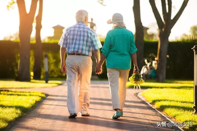 “三高”不能吃肉？这4种肉才是降三高“法宝”，很多人都错了…