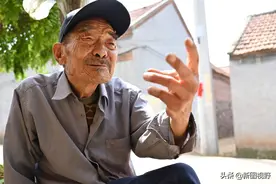 100岁寿星爷爷，没有养生秘诀，炒菜方法是一绝，至今还能干农活图片