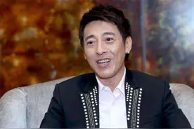 夫妻俩为了不变老，坚持26年不吃肉不生子，如今54岁近照不敢认图片
