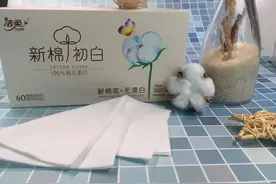 中山首富邓颖忠：500元起家，力压清风维达的中国“纸巾之王”图片